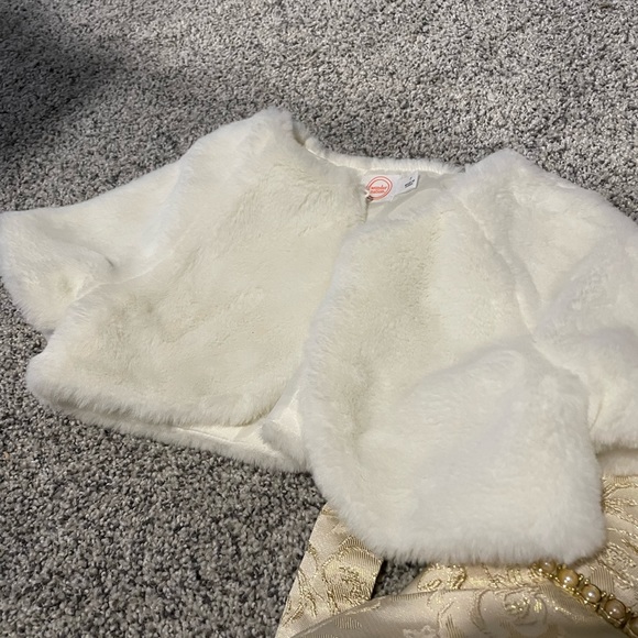 Girls Wonder Nation gold holiday dress w/ white soft jacket. Size 7 - Picture 6 of 6